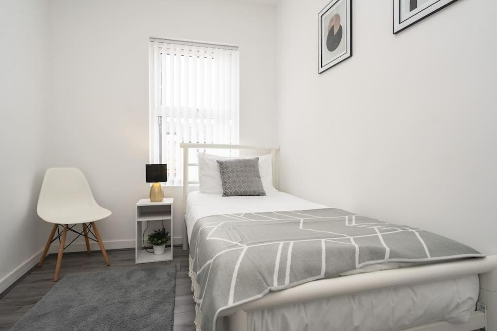 Perfect Modern 4 Bedroom In Holiday home *